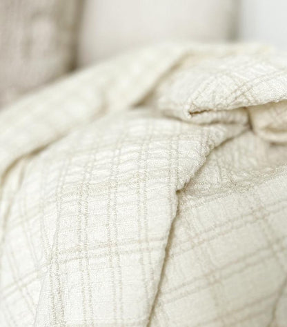 Crinkled Cotton Linen Throw Blanket in Ivory