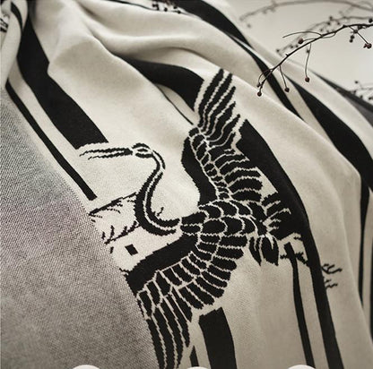 Swallow Jacquard Combed Cotton Knit Throw in Black and White