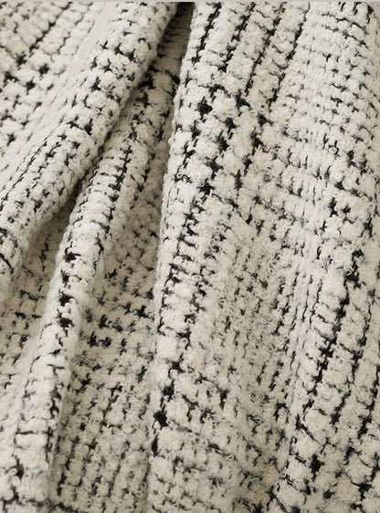 Grey Plaid Wool Blend Throw Blanket in Grey Plaid