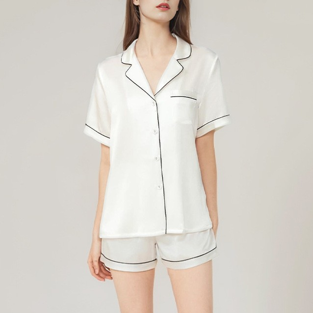 19 momme White Short Pyjama Set — Women's