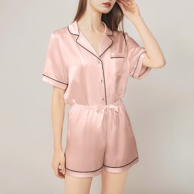 Elegant Short Pyjama Set — Women's