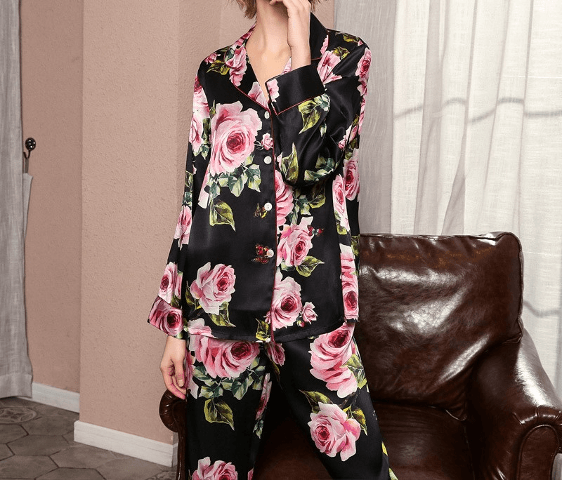 Luxury Roses Long Pyjama Set — Women's