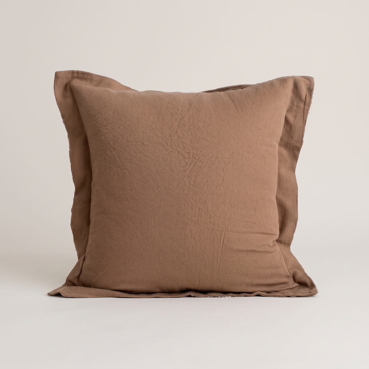 Two-tone flanged viscose linen cushion cover in rust, single cushion