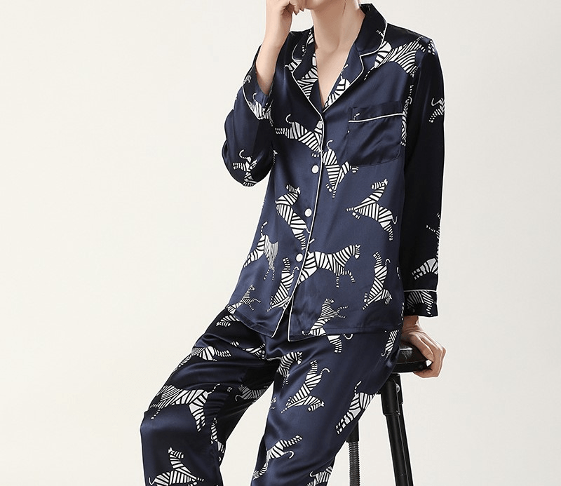 19 momme Navy Zebra Long Pyjama Set — Women's